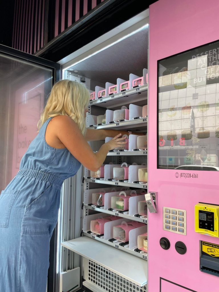  cake vending machine