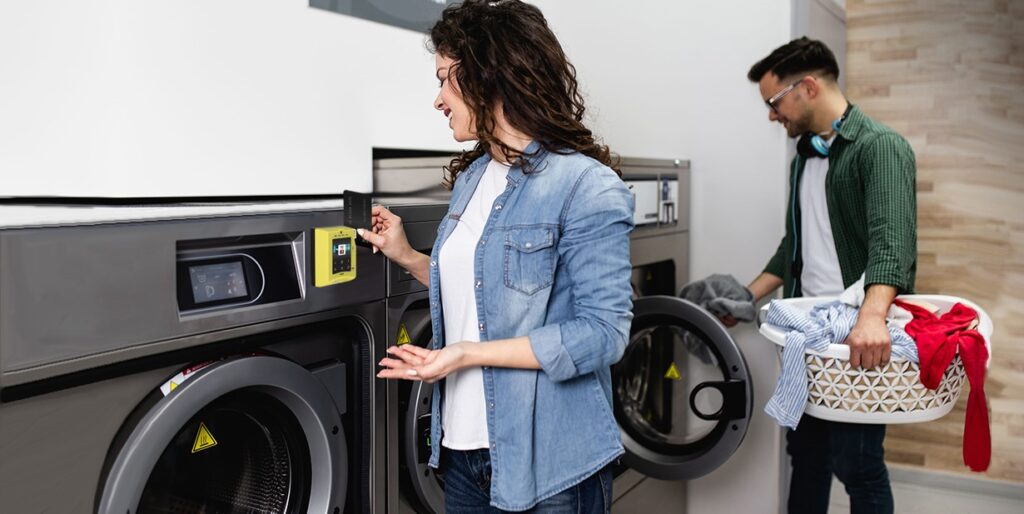 The Benefits of Using Laundry Cards for Modern Laundromats